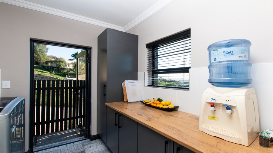 3 Bedroom Property for Sale in Knysna Heights Western Cape